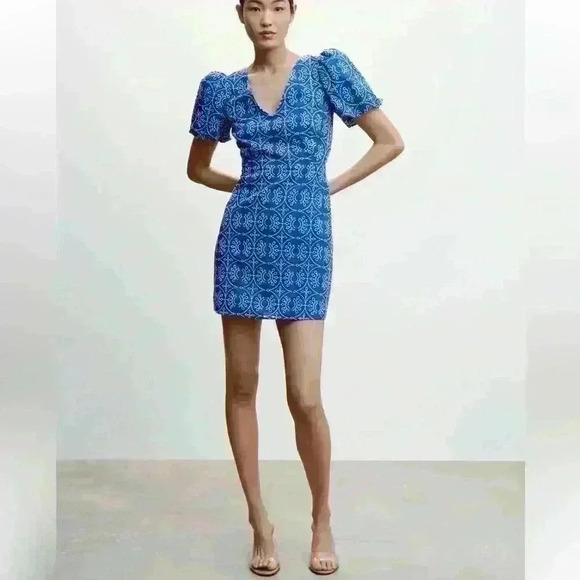 NWT MANGO Women's Embroidered Open Back Dress - Picture 1 of 7